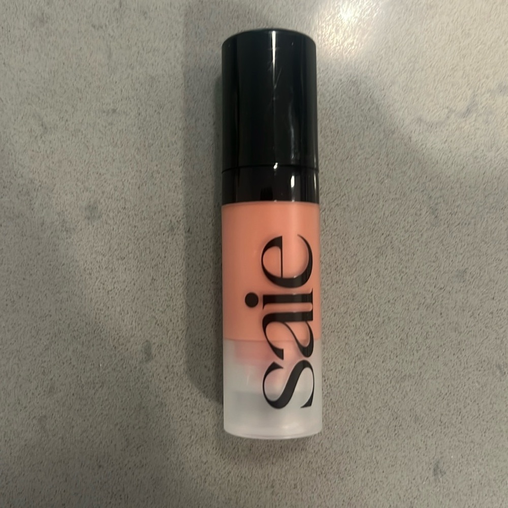 Saie Dew Blush in Rosy (New, Unopened)